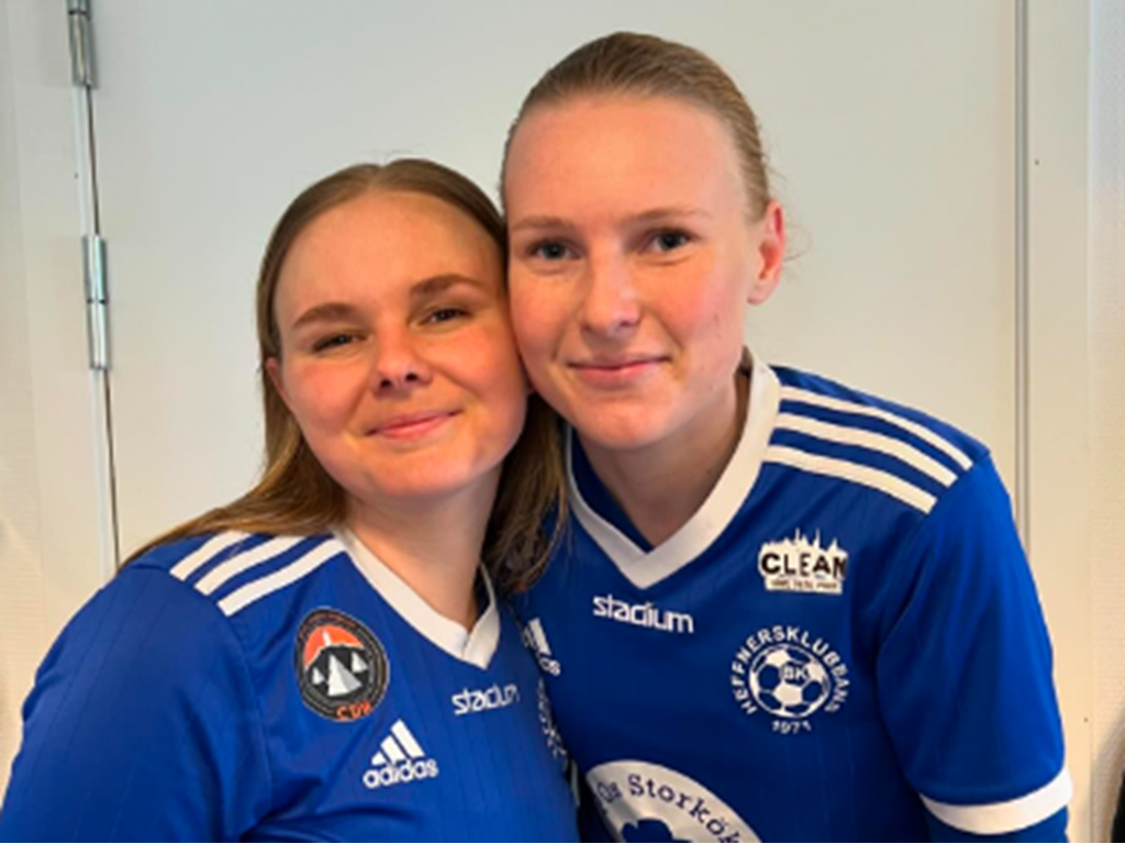 Heffnersklubbans Målskyttar Mot Bergnäset, Agnes Hurtig Edlund och Alicia Holmberg. Foto HKBK