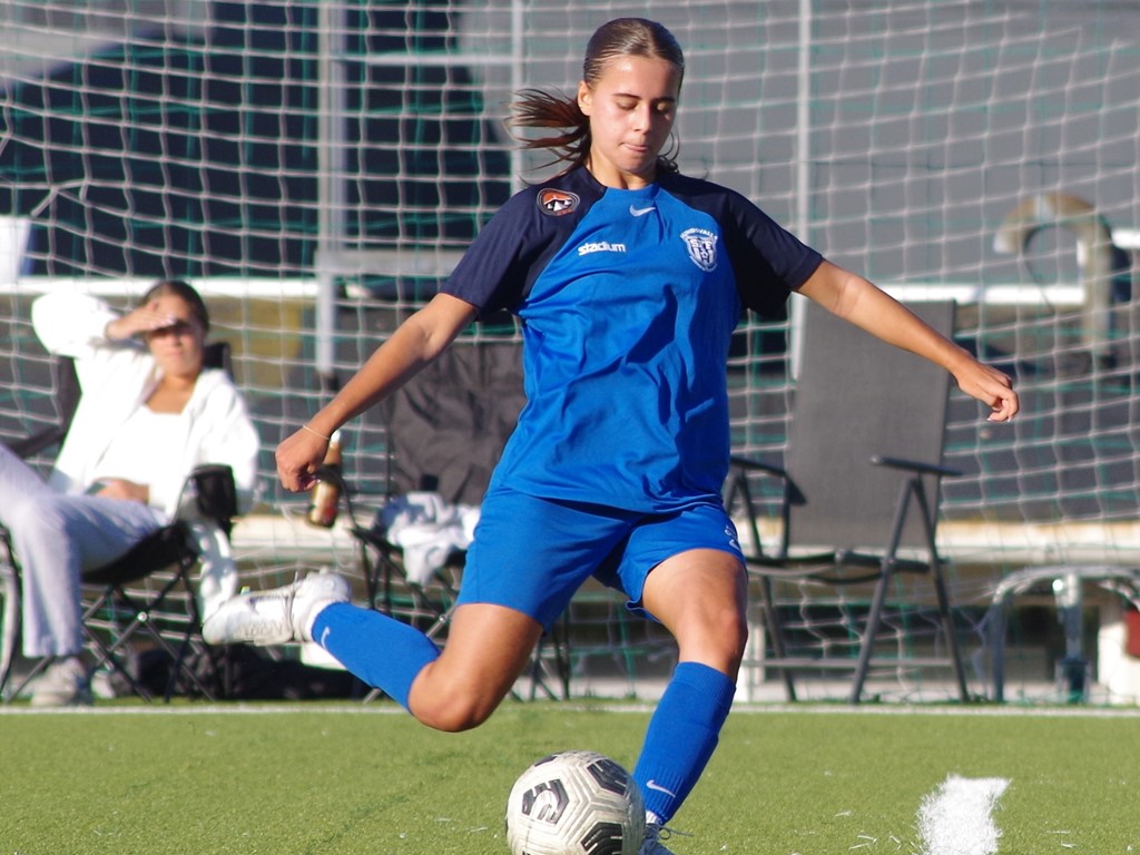 Jennifer Olofsson satte Sundsvalls FF:s segermål i sin avslutningsmatch för klubben innan flytten till Sunnanå. Foto: Pia Skogman, Lokalfotbollen.nu.