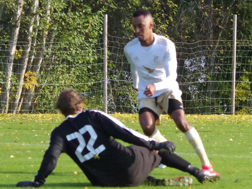 Samuel Keflit följer med Lucksta upp i tvåan trots alla locktoner från andra klubbar. Arkivfoto: Pia Skogman, Lokalfotbollen.nu.
