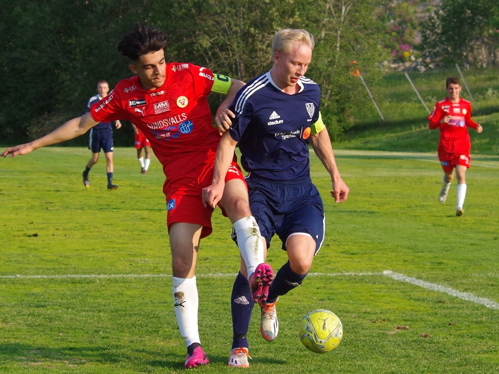 Hassel gjorde en helt okej comeback i Medelpadsallsvenskan och enda egentliga plumpen kom på Maland mot Sund där man med många tongivande spelare borta föll med klara siffror. Foto: Pia Skogman, Lokalfotbollen.nu.