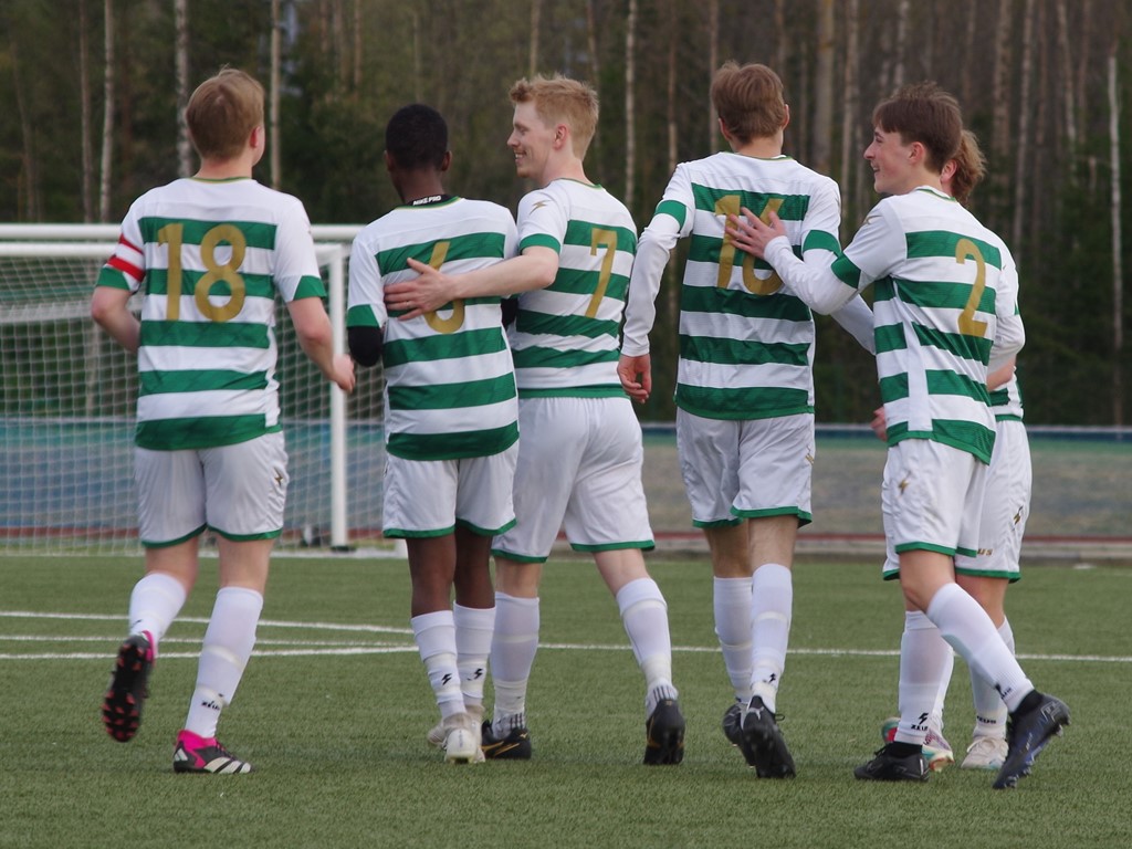 Ångejubel. Foto: Pia Skogman, Lokalfotbollen.nu.