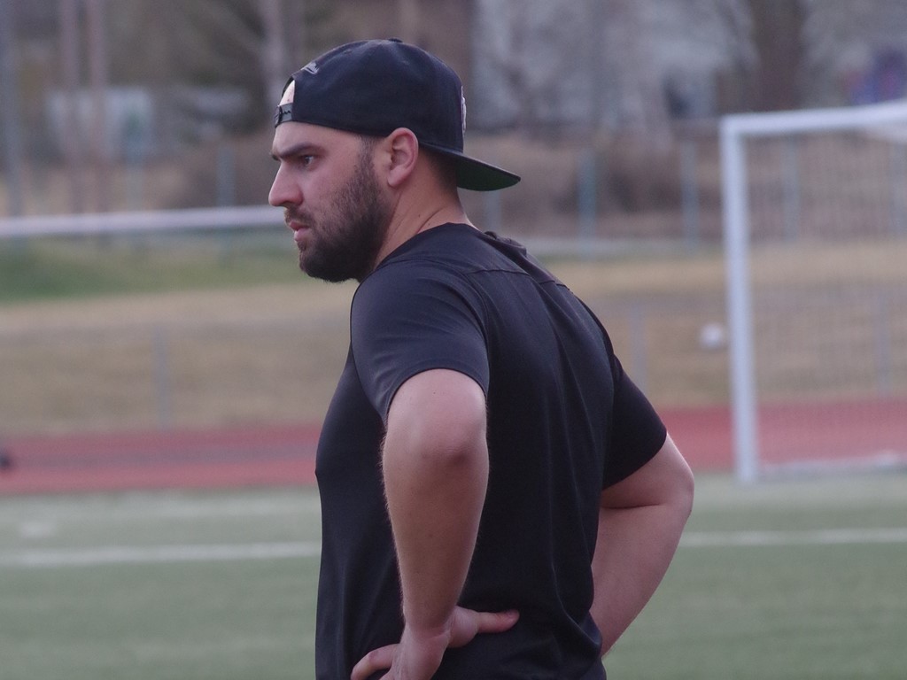 Fränstas tränare Filip Filipovic kommer enligt Lokalfotbollen att ta hem årets Medelpadsallsvenska. Foto: Pia Skogman, Lokalfotbollen.nu.