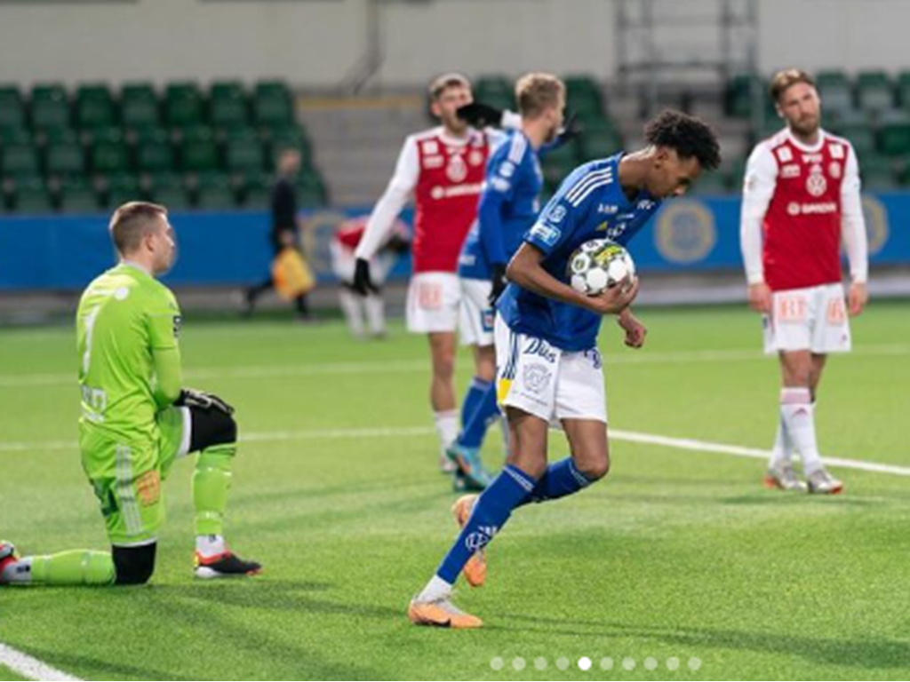 Yaqub Finey har kvitterat Sandvikens ledning för GIF Sundsvall. Foto Anders Thorsell, Sportactionpictures.