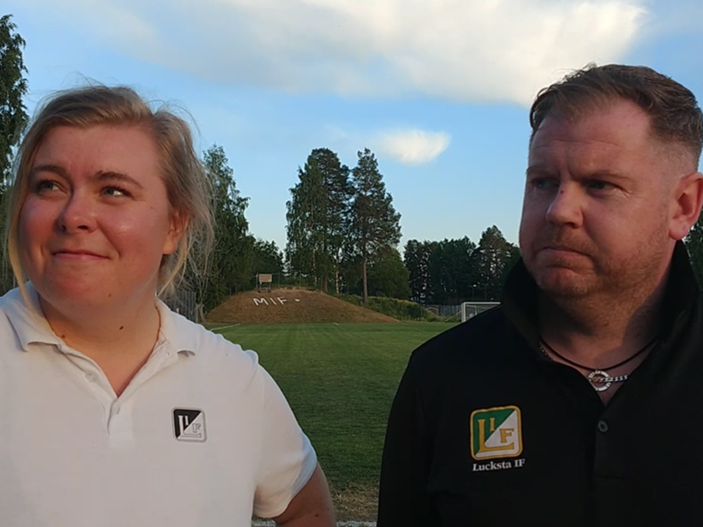Jenny Nilsson och Paul Thompson är tränarparet som lotsade Lucksta genom förbi alla blindskären som nykomlingar i division 2 Norrland och till slut säkrade nytt kontrakt som första Medelpadslag på flera år. Foto: Pia Skogman, Lokalfotbollen.nu.