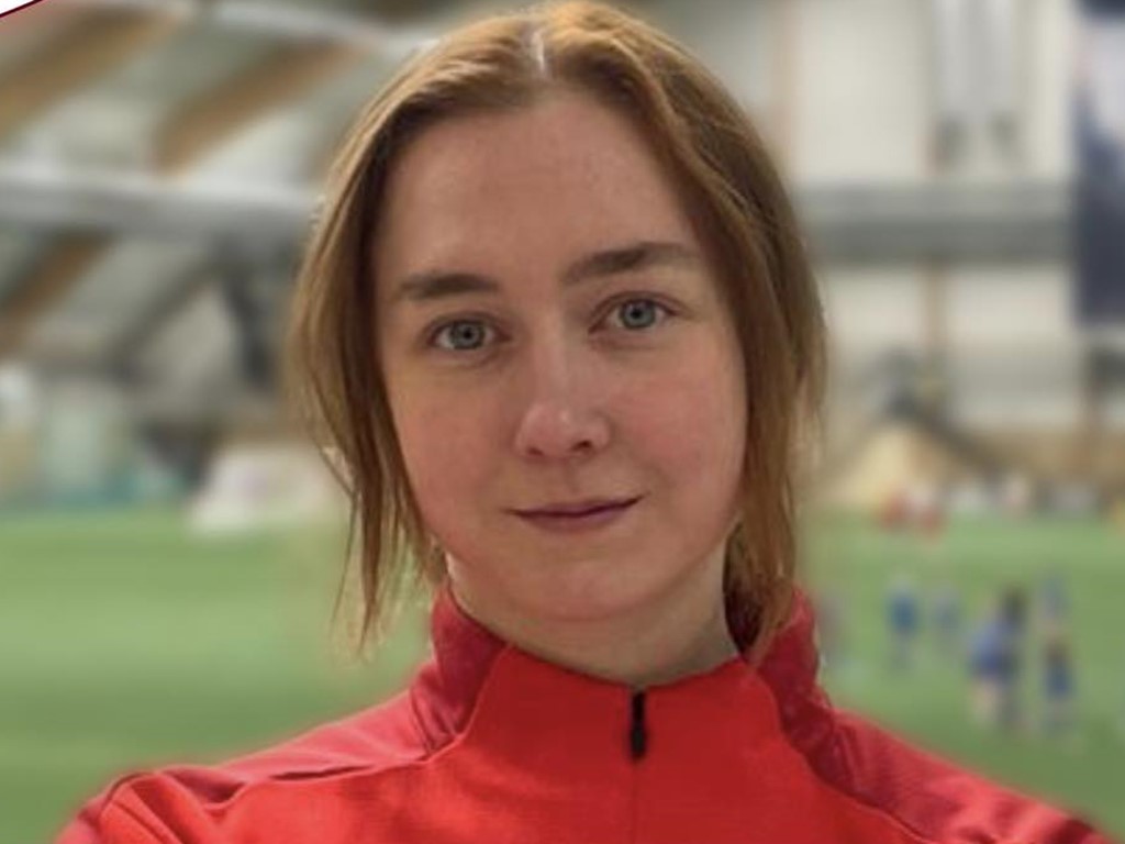 Zoe Tomley, spelade ass- tränare i Sund IF.