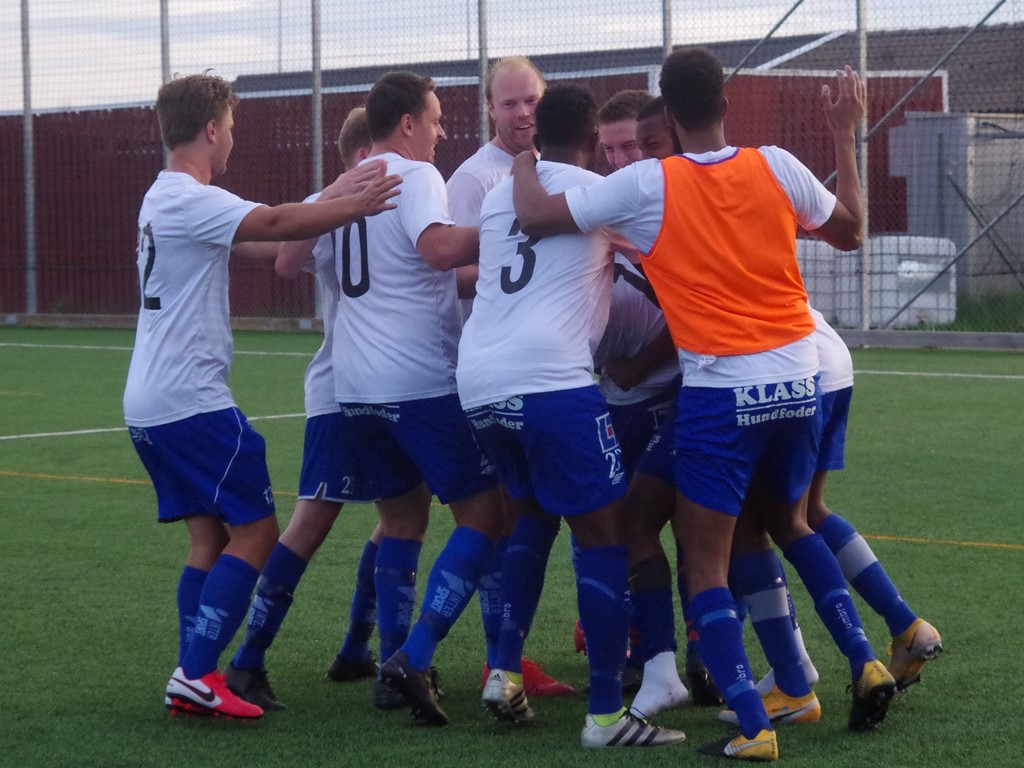 Kommer spelarna i IFK Sundsvall och FC Kraftfull att jubla ihop efter gjorda mål 2024? Foto: Pia Skogman, Lokalfotbollen.nu.