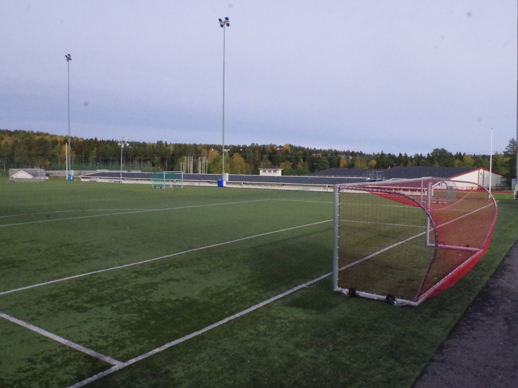 Går inte att lägga upp nya bilder så det får bli en på Balders konstgräs. Foto: Pia Skogman, Lokalfotbollen.nu.