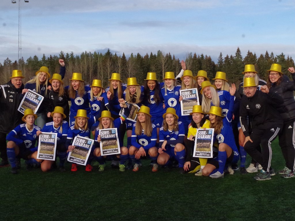 Heffnersklubban är vår senaste lokala seriesegrare i div. 2 Mellersta Norrland då man tog hem vinsten 2021, Foto: Pia Skogman, Lokalfotbollen.nu.